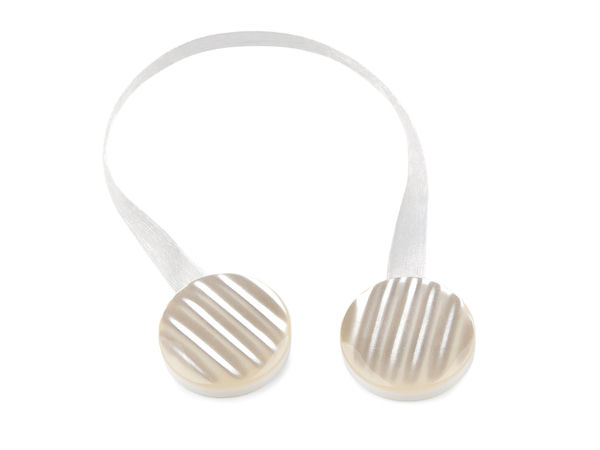 Eleganter magnetischer Gardinen-Raffhalter mit glänzendem Chiffonband
