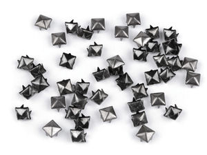 Pyramidennieten aus Metall für Kleidung, Schuhe und Accessoires - 7x7 mm, 50er-Pack
