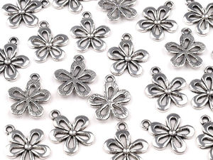 Blumen-Schmuckanhänger und Reißverschluss-Zipper in Platin (15x18 mm) - Florale Metallverzierung
