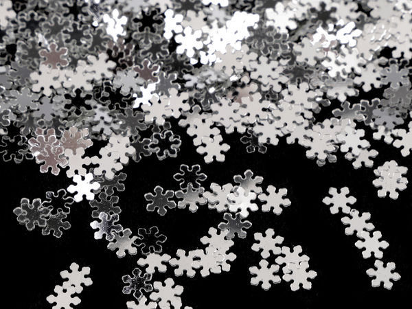 Premium Schneeflocken-Pailletten Metallic-Konfetti (5 mm) für festliche Dekorationen & Bastelarbeiten