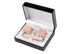 Manschettenknöpfe und Krawattenklammer aus Holz in Geschenkbox