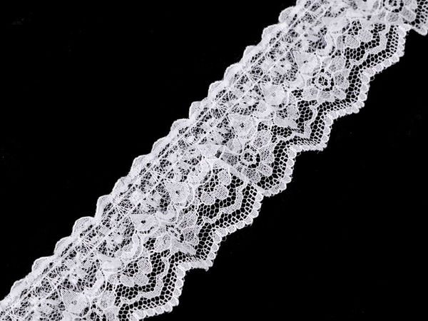 Elegante 40mm doppellagige Spitzenrüschenborte - Hochwertiges gerafftes Zierband (Weiß)
