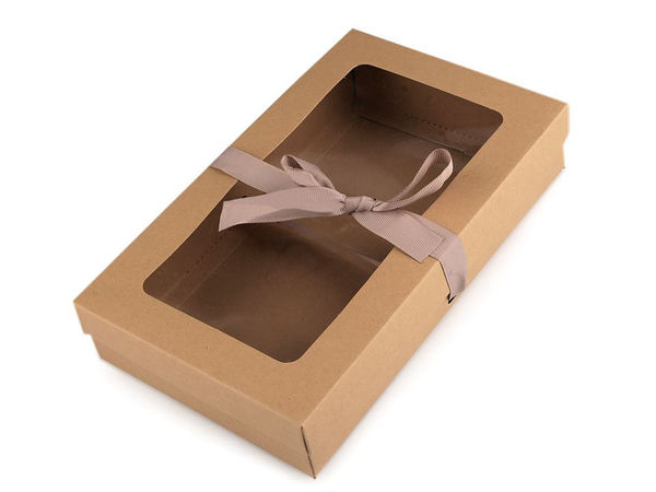 Geschenkschachtel aus Papier mit Sichtfenster und Schleifenband