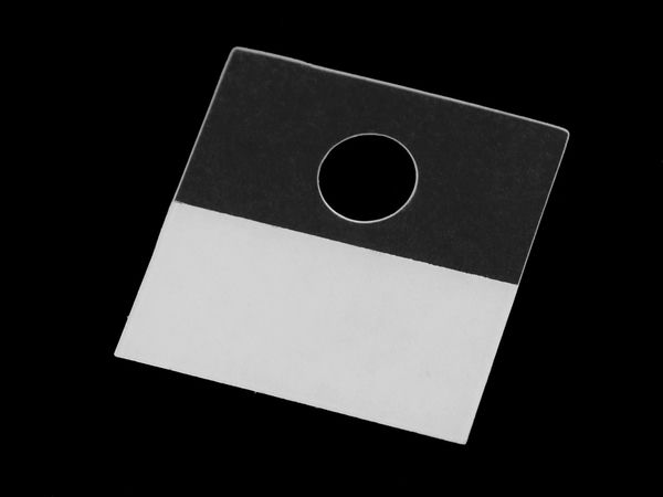 Euroloch-Aufhänger selbstklebend / Hangtags 30x35 mm