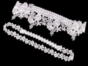 Elegantes Braut-Strumpfband-Set aus floraler Spitze mit Perlen - Zweiteiliges Set mit Erinnerungsband und Wurfband (Weiß)