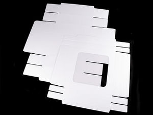 Papierschachtel mit Sichtfenster