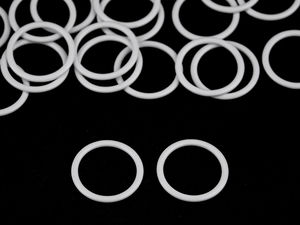 Premium-O-Ringe aus lackiertem Metall (15 mm) für Dessous und Bademode